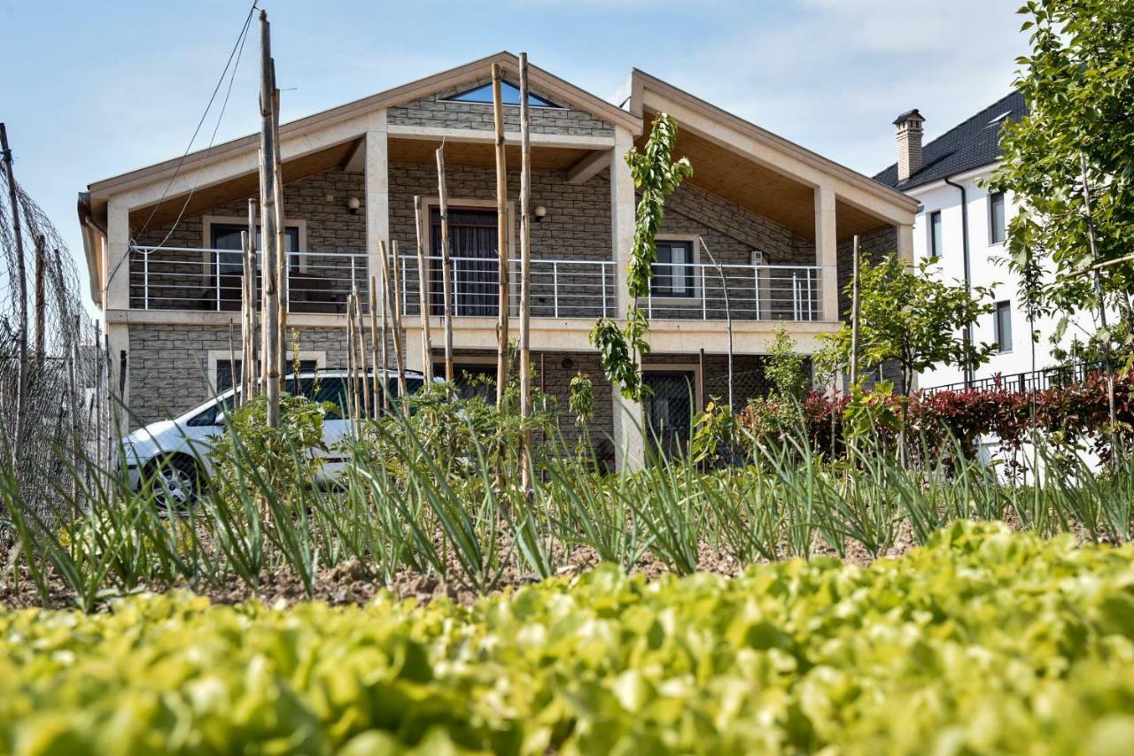 Villa Garden Shkodra Exterior photo